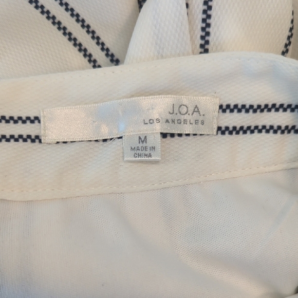 J.O.A. Los Angeles Vintage White Striped Pleated Skirt, US M - Picture 3 of 6